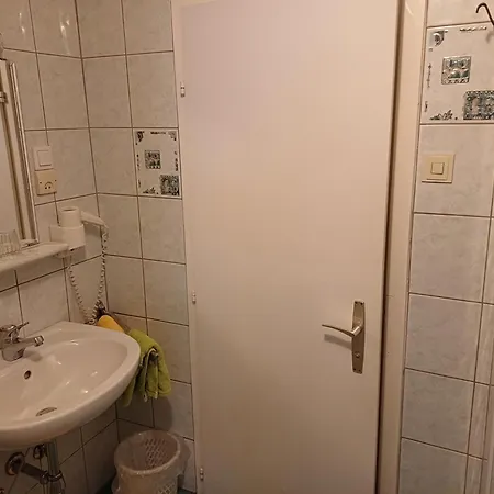 Am Lackenbach Pensionat 3*